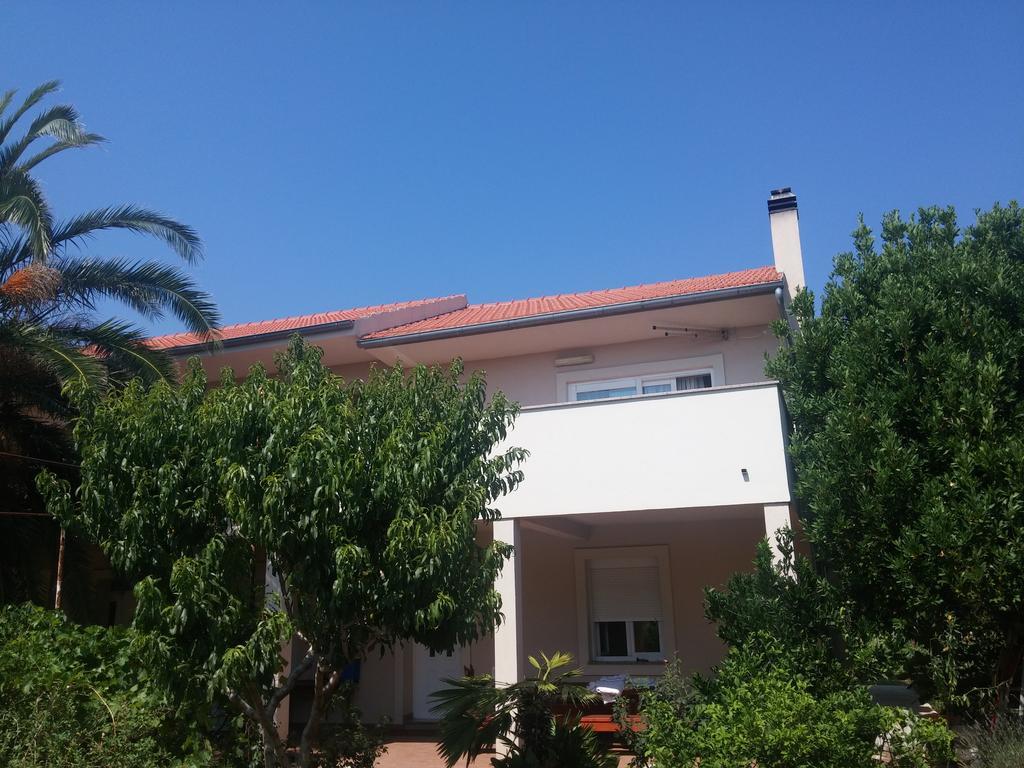 Apartment Emi Sukošan 객실 사진