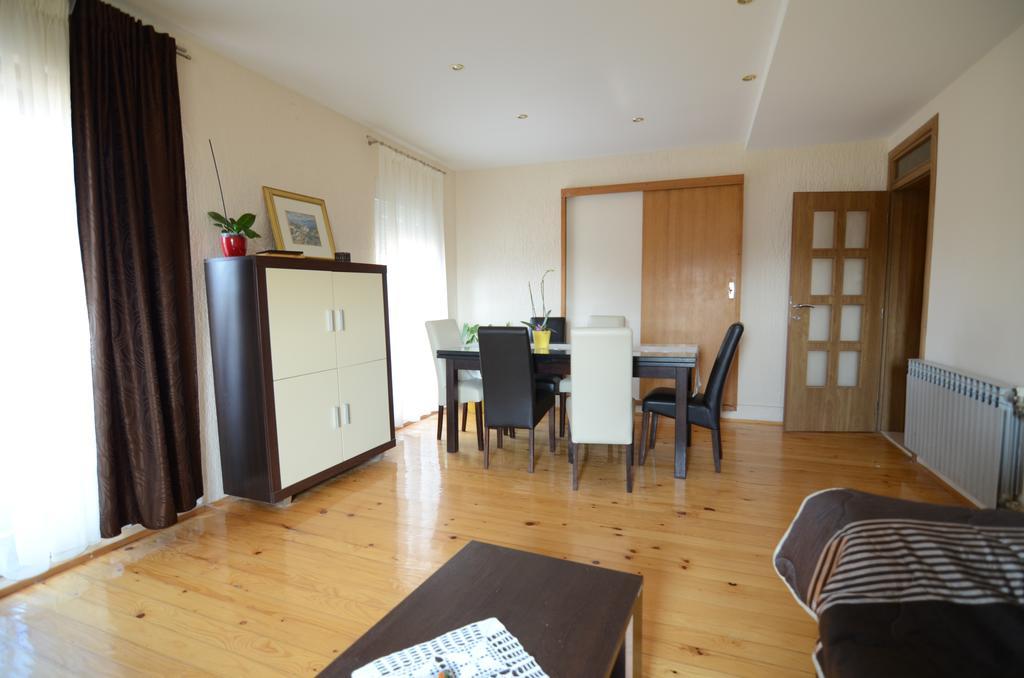 Apartment Emi Sukošan 외부 사진